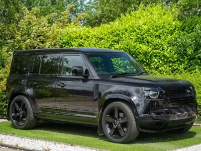 Used Land Rover Defender S 525 HP (386 kW) 2022 Black SUV