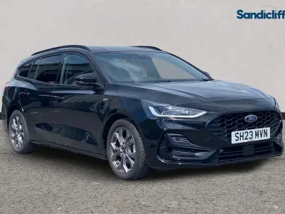 Used Ford Focus ST-Line 125 HP (91 kW) 2023 Black Estate
