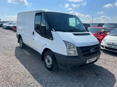 Usado Ford Transit 85 HP (62 kW) 2012 Branco Van