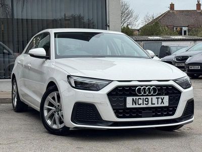 Used Audi A1 Sportback Sport 116 HP (85 kW) 2019 White Hatchback