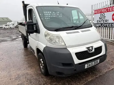 Begagnad Peugeot Boxer 130 HK (95 kW) 2015 Vit Van