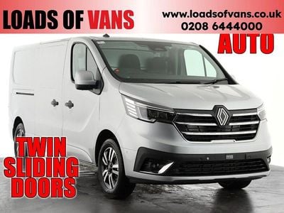 New Renault Trafic 2025 Grey MPV