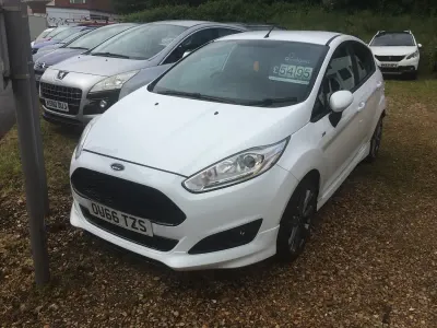 Used Ford Fiesta ST-Line 125 HP (91 kW) 2016 White Hatchback