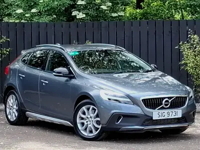 Used Volvo V40 Pro 152 HP (111 kW) 2017 Grey Hatchback