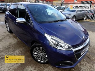 Used Peugeot 208 Allure 75 HP (55 kW) 2015 Blue Hatchback