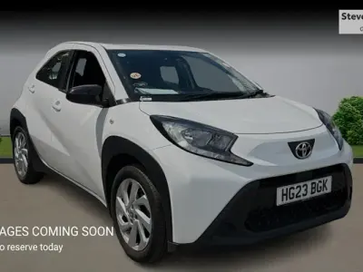 Used Toyota Aygo X PURE 72 HP (52 kW) 2025 SUV