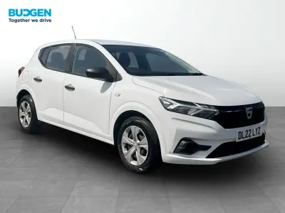 Used Dacia Sandero Essentiel 91 HP (66 kW) 2022 White Hatchback