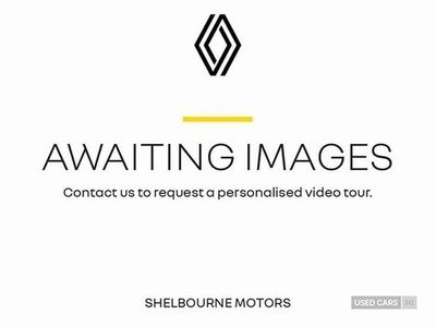 Used Renault Clio IV Iconic 90 HP (66 kW) 2019 Red Hatchback