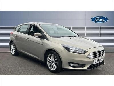 Used Ford Focus Zetec 100 HP (73 kW) 2016 Silver Hatchback