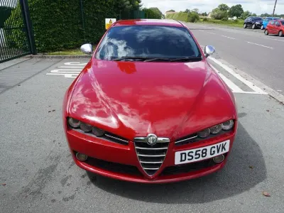 Used Alfa Romeo 159 260 HP (191 kW) 2008 Red Sedan