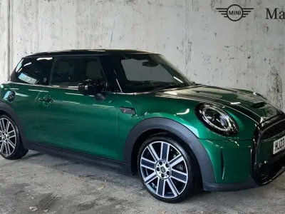 Used Mini Cooper S Exclusive 178 HP (130 kW) 2023 British racing green iv Hatchback