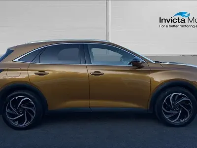Używany DS Automobiles DS7 Crossback Ultra Prestige 300 KM (220 kW) 2020 Złoty SUV