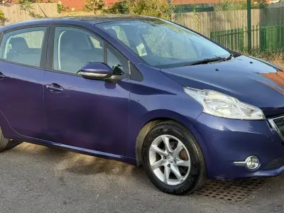 Used Peugeot 208 Active 82 HP (60 kW) 2013 Blue Hatchback