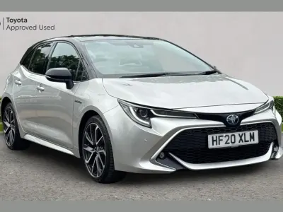 Used Toyota Corolla 122 HP (89 kW) 2020 Silver Hatchback