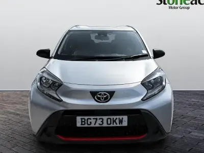 Used Toyota Aygo X PURE 72 HP (52 kW) 2023 Silver SUV