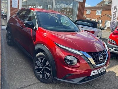 Used Nissan Juke Acenta Premium 114 HP (83 kW) 2025 Red SUV
