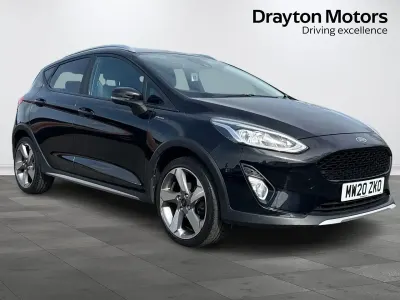 Begagnad Ford Fiesta Active 100 HK (73 kW) 2020 Svart Halvkombi