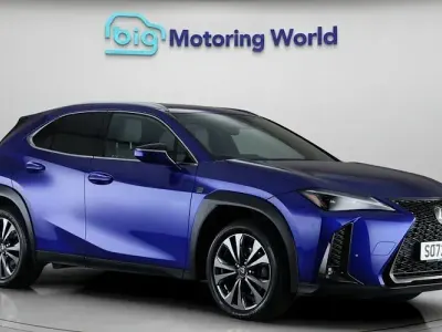 Usado Lexus UX 250h Sport Design Packet 184 CV (135 kW) 2024 SUV