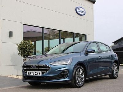 Używany Ford Focus Titanium 2023 Niebieski Hatchback