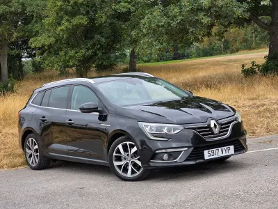 Used Renault Mégane GrandTour Dynamique 130 HP (95 kW) 2017 Black Estate
