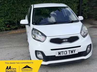 Used Kia Picanto 68 HP (50 kW) 2013 White Hatchback