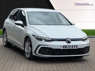 Second-hand VW Golf VIII GTE 2022 Alb Hatchback