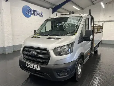 Usado Ford Transit 130 HP (95 kW) 2022 Prateado Cabrios