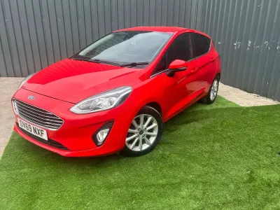 Used Ford Fiesta Titanium 100 HP (73 kW) 2019 Red Hatchback