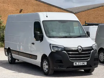 Used Renault Master Business 2023 White MPV