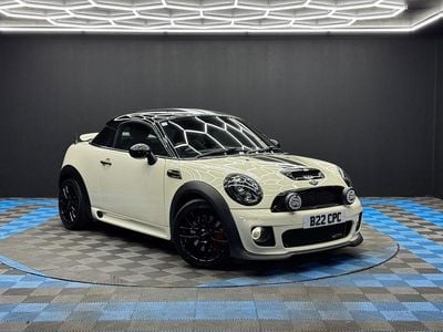 Used Mini John Cooper Works Coupé 211 HP (155 kW) 2015 White Coupe