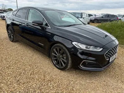 Begagnad Ford Mondeo Vignale 187 HK (137 kW) 2019 Svart Sedan