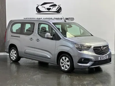 Used Vauxhall Combo S 100 HP (73 kW) 2019 Grey MPV
