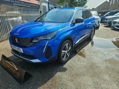 Used Peugeot 3008 Allure Premium 131 HP (96 kW) 2021 Blue SUV