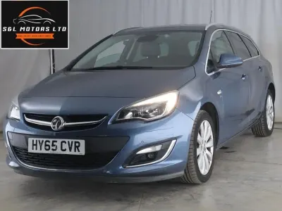 Used Vauxhall Astra Elite 115 HP (84 kW) 2015 Blue Estate