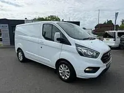 Used Ford Transit Custom Limited 130 HP (95 kW) 2020 White Van