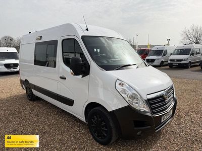 Second-hand Vauxhall Movano 130 CP (95 kW) 2018 Alb Monovolum