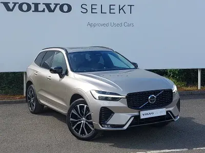 Used Volvo XC60 Ultimate 250 HP (183 kW) 2023 Gold SUV