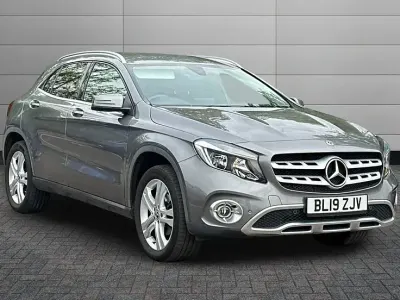 Used Mercedes GLA200 Executive 156 HP (114 kW) 2019 Grey SUV