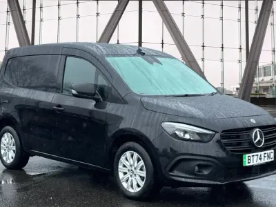 Ny Mercedes eCitan Premium 89 kW (122 HK) 2025 Svart Van