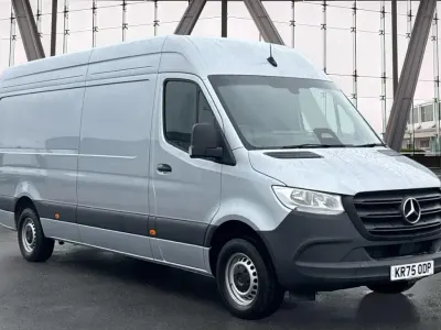 Used Mercedes Sprinter 150 HP (110 kW) 2025 Silver Van