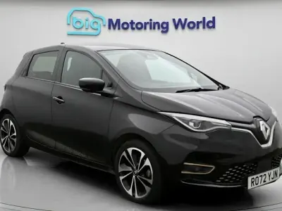 Used Renault Zoe Iconic 100 kW (136 HP) 2022 Black Hatchback