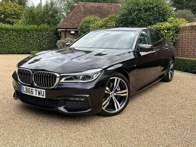Used BMW 740L M Sport 326 HP (239 kW) 2017 Black Sedan