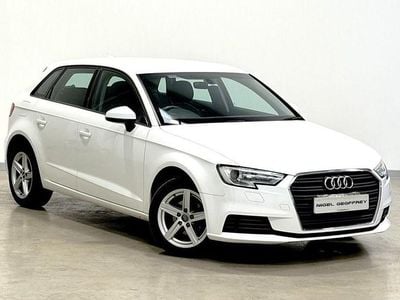 Used Audi A3 Sportback Design 116 HP (85 kW) 2017 White Hatchback