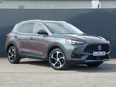 Usado MG HS Trophy 162 HP (119 kW) 2024 Cinzento SUV
