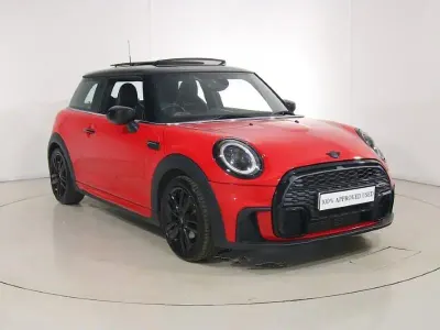 Used Mini Cooper Hatch 134 HP (98 kW) 2023 Red Hatchback