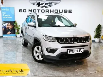 Begagnad Jeep Compass Longitude 120 HK (88 kW) 2019 Silver SUV