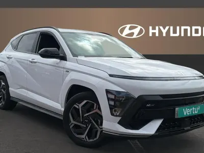 Używany Hyundai Kona N Line 129 KM (94 kW) 2025 Biały SUV