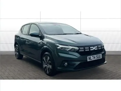 Used Dacia Sandero Expression 90 HP (66 kW) 2024 Green Hatchback