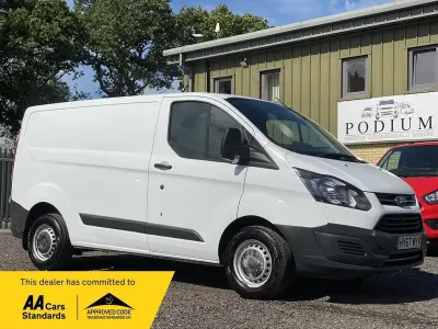 Used Ford Transit Custom 105 HP (77 kW) 2017 White Van