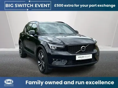 Używany Volvo XC40 Plus 2024 Czarny SUV